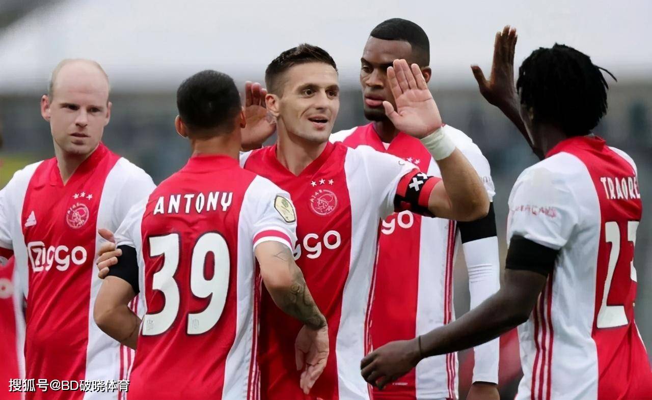 作为西甲中 作为西甲中