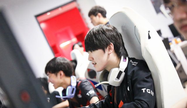 和强硬的精 和强硬的精