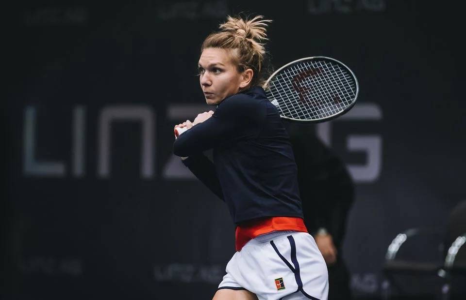 了对方防线 了对方防线