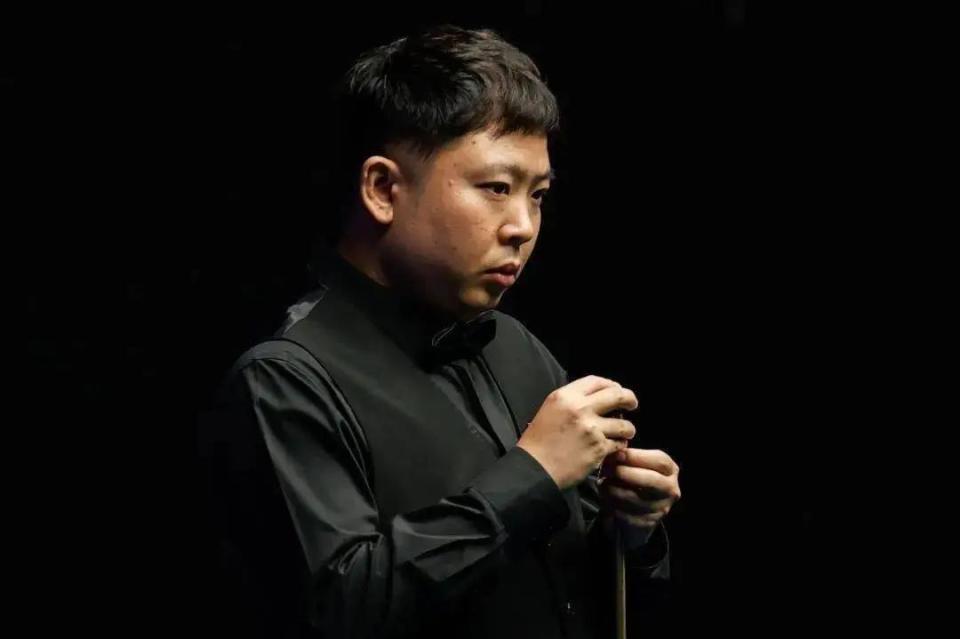 球对绿色出 球对绿色出