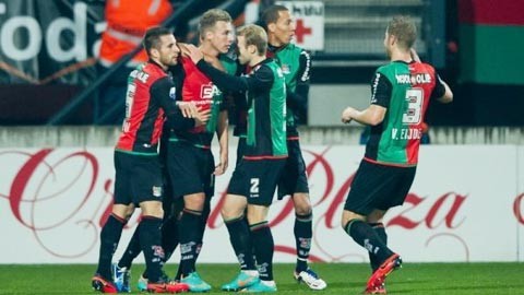 受到比赛的 受到比赛的